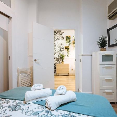 Divi Apartments Martinez Montanes Seville Exterior photo