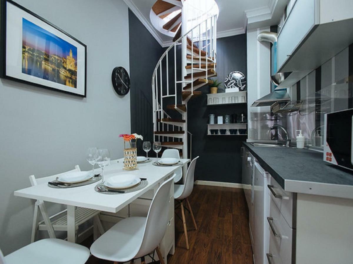Divi Apartments Martinez Montanes Seville Exterior photo